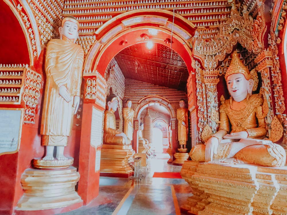 Buddha Statuen in der Thanboddhay Pagode