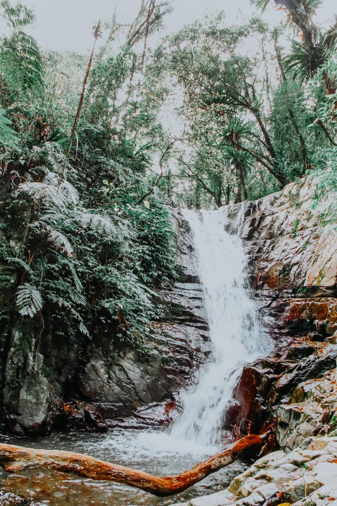 Shihpan Waterfall in Taiwan