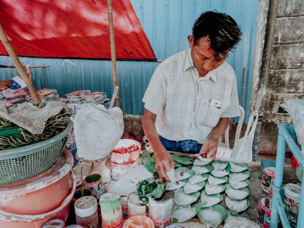 Herstellung der Betelbissen Yangon Myanmar