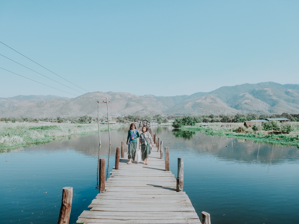 Langer Steg am Inle Lake Myanmar