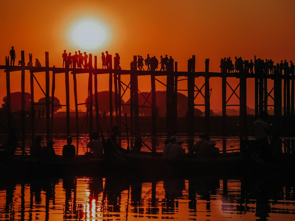 Must sees in Myanmar: U-Bein-Brücke bei Sonnenuntergang