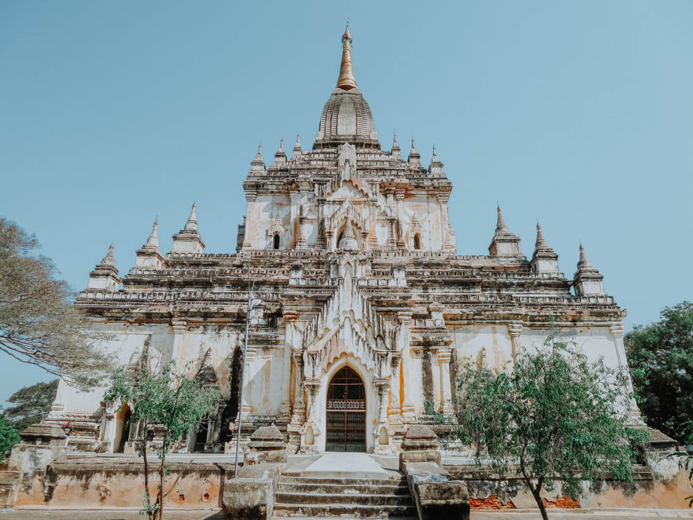 Must sees in Myanmar: Gawdawpalin Temple Pagode in Old Bagan