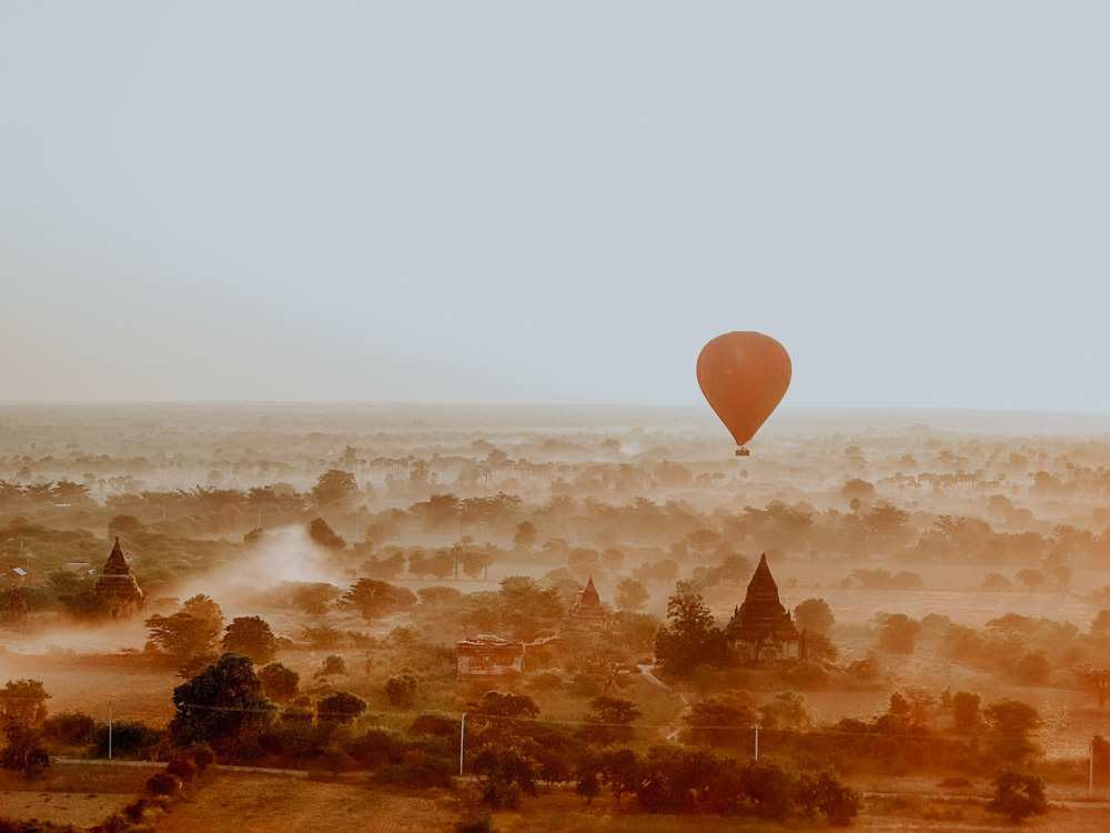 Must sees in Myanmar: Ballonfahrt Bagan