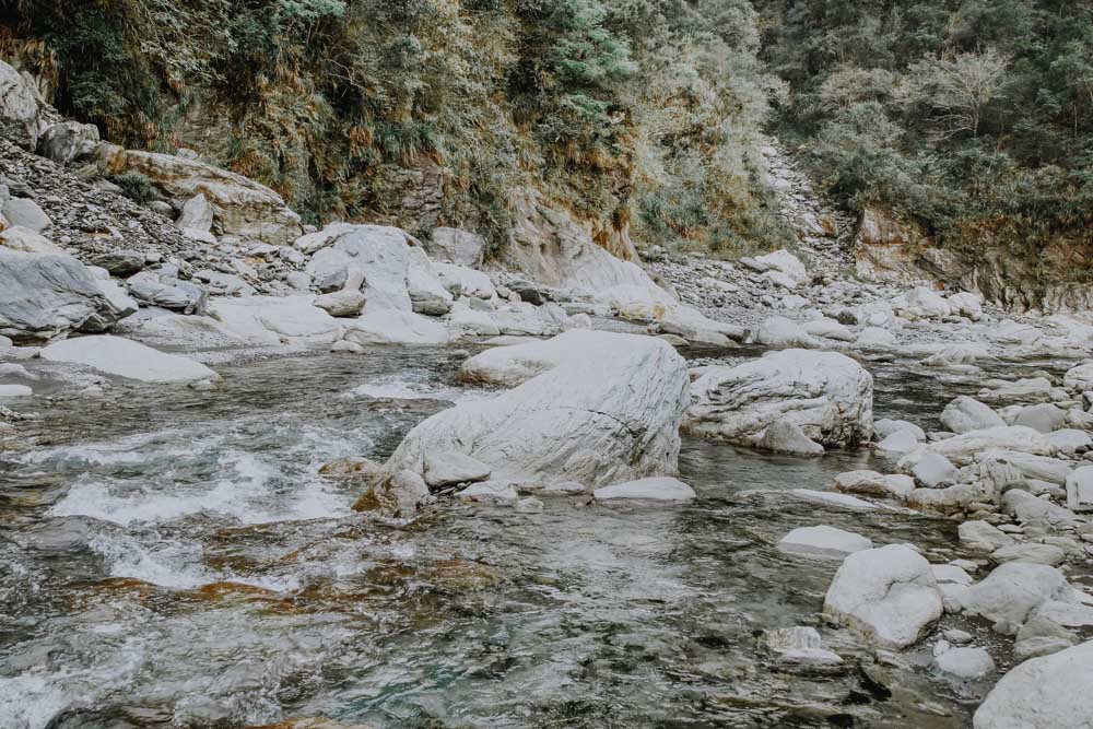 Baiyan Waterfall Trail in der Taroko Schucht