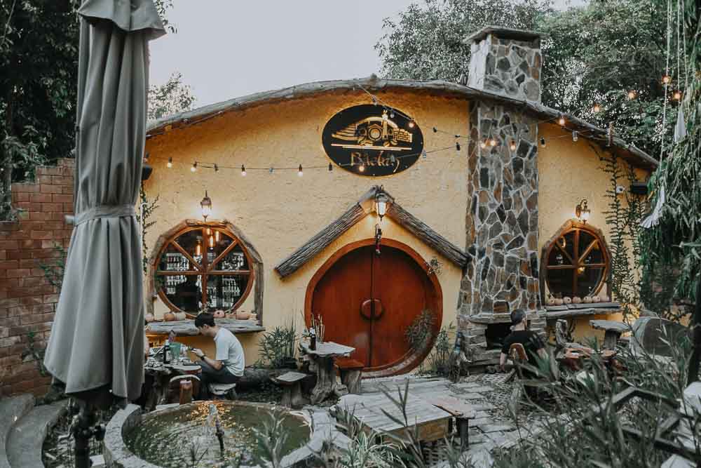 Hobbit House in Chiang Mai